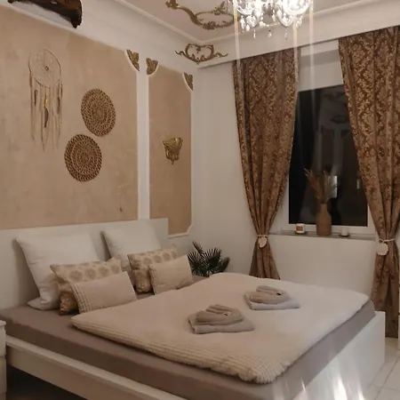 Honor - Extravagance Apartman *